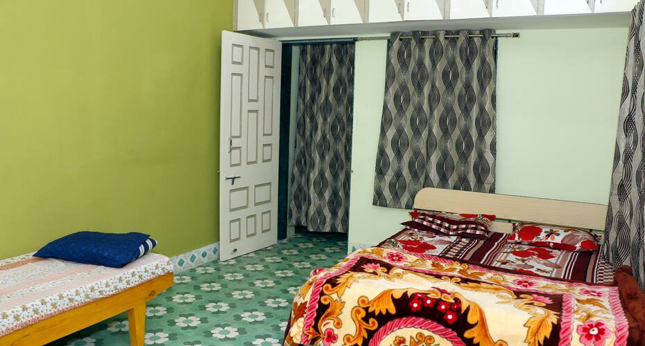 Hotel Rajman & Guest House, Rajpipla 5